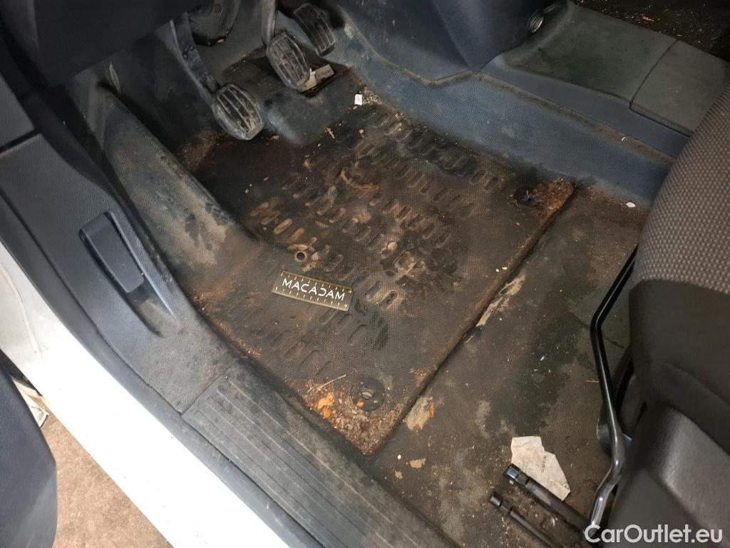  Citroen  Berlingo  Fourgon Club M 650 1.5 BlueHDi 75CV BVM5 E6dT #8