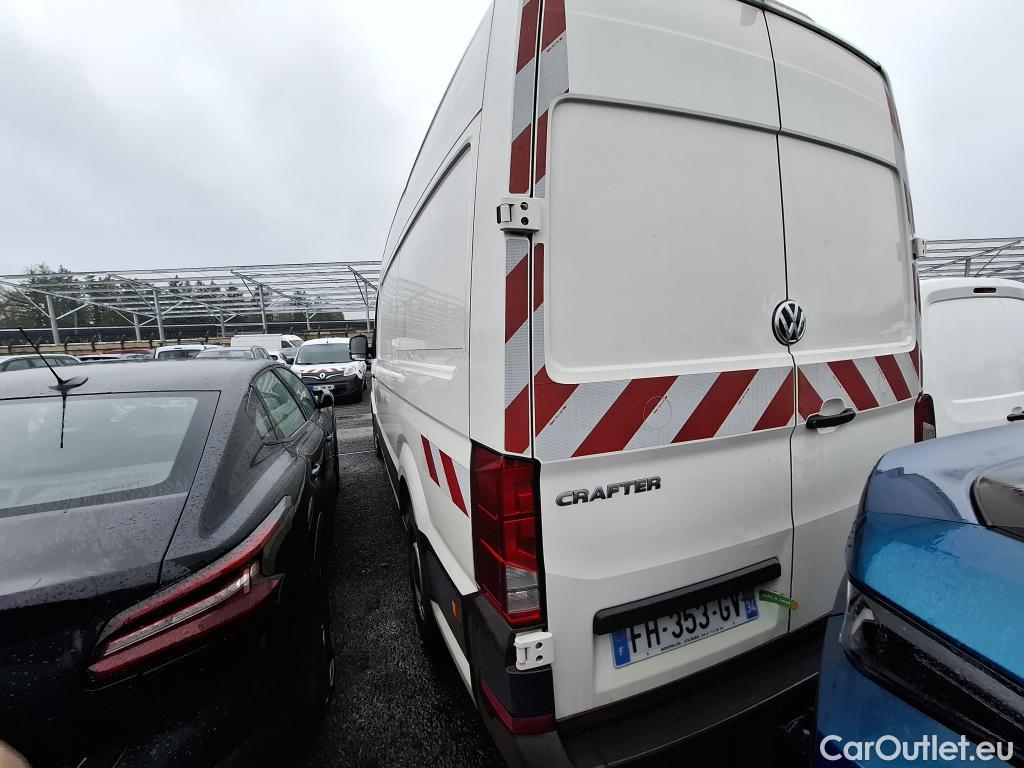  Volkswagen  Crafter  Fourgon Fourgon 35 mittlerer Radstand mit Hochdach FWD 2.0 140CV BVM6 #40