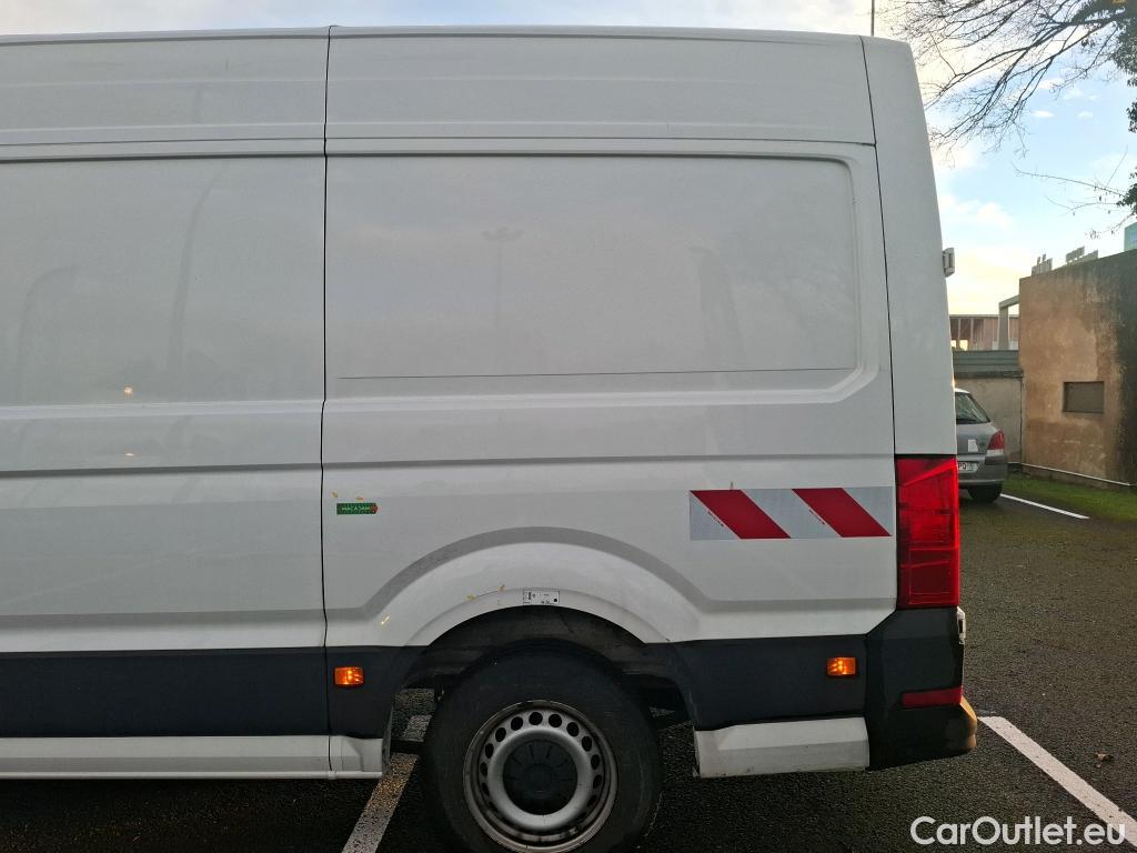  Volkswagen  Crafter  Fourgon Fourgon 35 mittlerer Radstand mit Hochdach FWD 2.0 140CV BVM6 #18