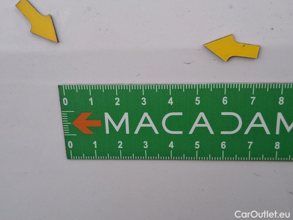  Volkswagen  Crafter  Fourgon Fourgon 35 mittlerer Radstand mit Hochdach FWD 2.0 140CV BVM6 #21