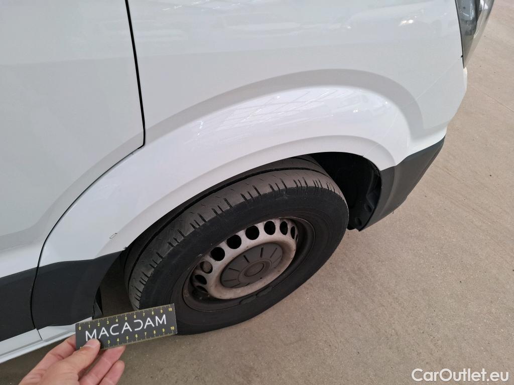  Volkswagen  Crafter  Fourgon Fourgon 30 mittlerer Radstand mit Hochdach FWD 2.0 #63