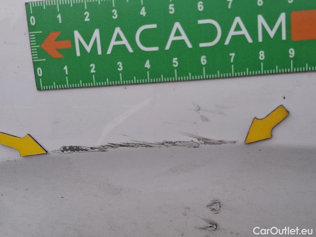  Volkswagen  Crafter  Fourgon Fourgon 35 mittlerer Radstand mit Hochdach FWD 2.0 140CV BVM6 #22