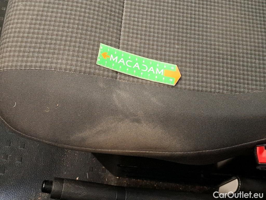  Volkswagen  Transporter VOLKSWAGEN  / 2019 / 4P / Fourgon tôlé 2.0 TDi 150 L1H1 Business Plus #17