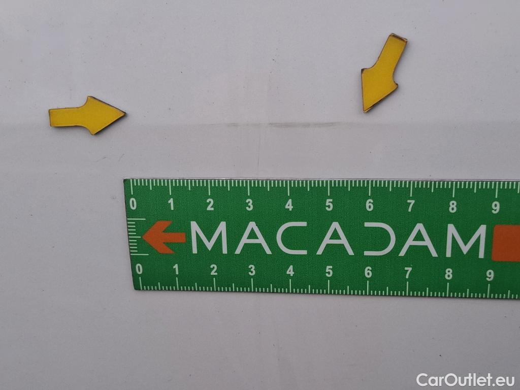  Volkswagen  Crafter  Fourgon Fourgon 35 mittlerer Radstand mit Hochdach FWD 2.0 140CV BVM6 #10