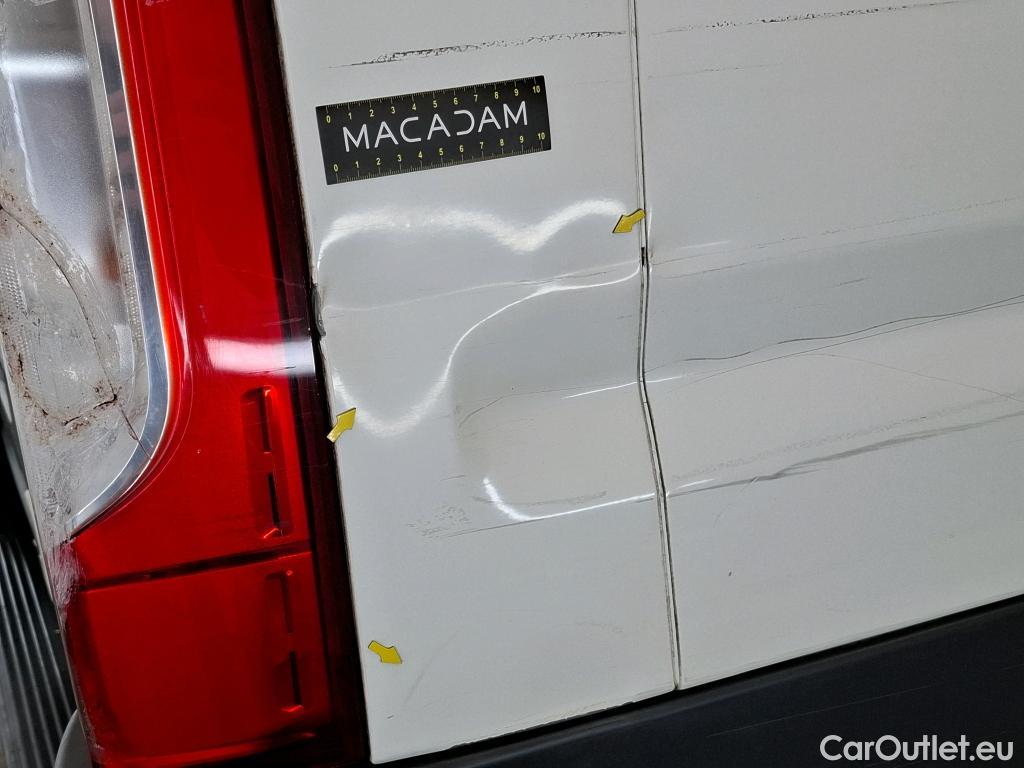  Citroen  Jumper CITROEN  / 2014 / 4P / Fourgon tôlé 33 L1H1 BlueHDi 110 BVM6 Club #39