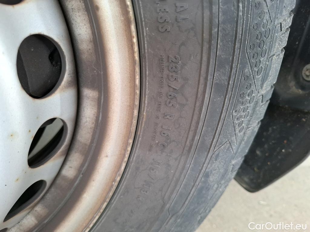  Volkswagen  Crafter  Fourgon Fourgon 30 mittlerer Radstand mit Hochdach FWD 2.0 #29