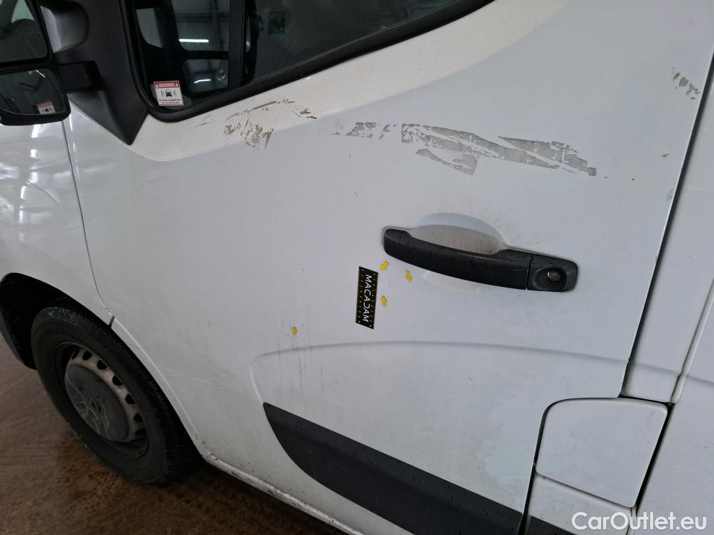  Renault  Master RENAULT  / 2019 / 4P / Fourgon tôlé FG Tr GCF F3500 L2H2 Blue dCi 145 EVIE #70