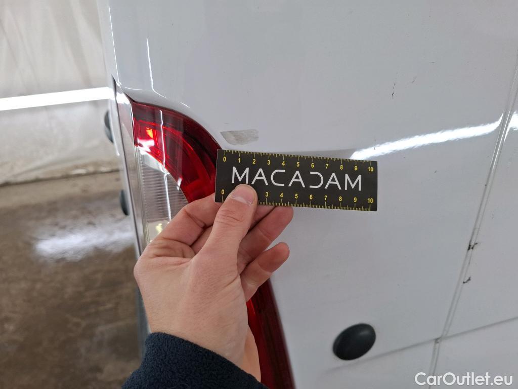  Renault  Master RENAULT  / 2019 / 4P / Fourgon tôlé FG Tr GCF F3500 L2H2 Blue dCi 145 EVIE #79