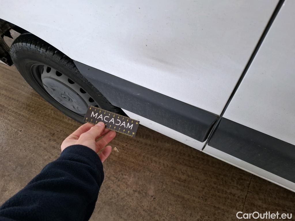  Renault  Master RENAULT  / 2019 / 4P / Fourgon tôlé FG Tr GCF F3500 L2H2 Blue dCi 145 EVIE #84