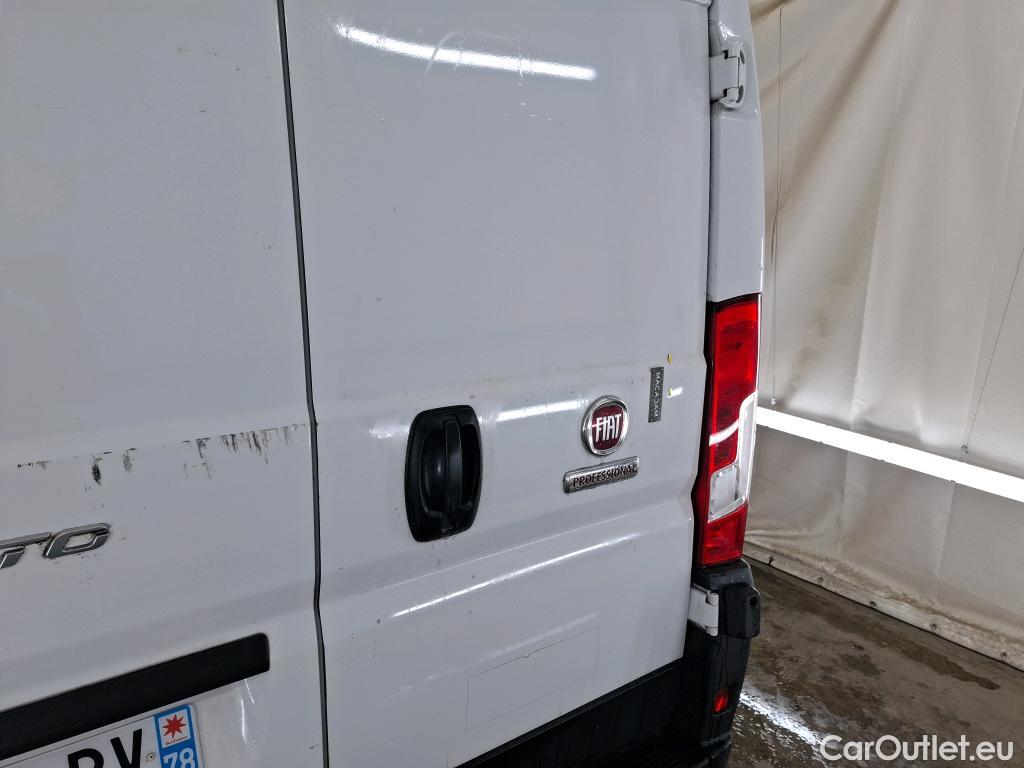  Fiat  Ducato FIAT  / 2014 / 4P / Fourgon tôlé 2.3 Multijet 120 3.5 L H3 Pack #40