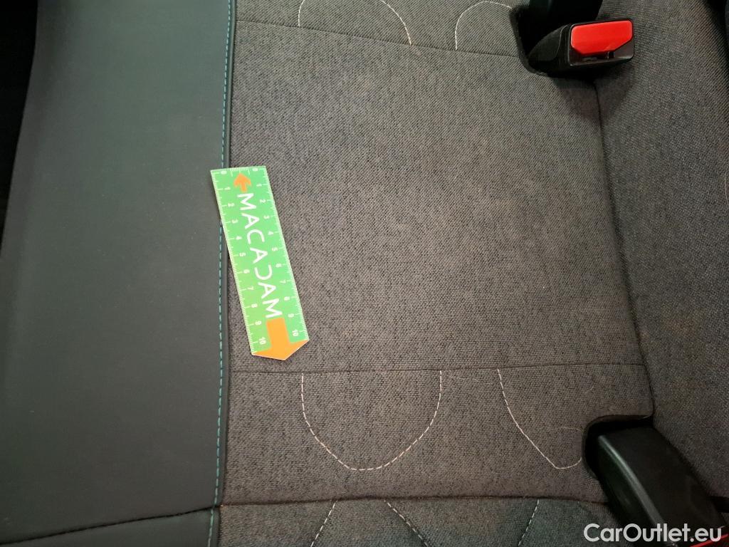  Citroen  C4 CITROEN  X / 2022 / 4P / Berline PureTech 130 S&S EAT8 Feel Pack #17