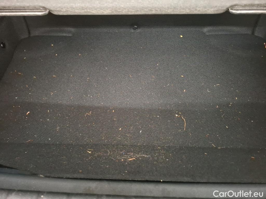  Bmw  Serie 1 Série 1 Berline 118 i Edition Sport 1.5 135CV BVA7 E6d #43