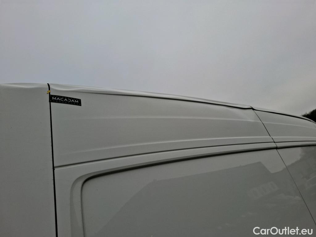  Volkswagen  Crafter  Fourgon Fourgon 35 mittlerer Radstand mit Hochdach FWD 2.0 140CV BVM6 #5