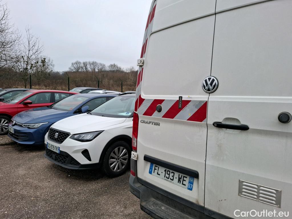  Volkswagen  Crafter  Fourgon Fourgon 35 mittlerer Radstand mit Hochdach FWD 2.0 140CV BVM6 #27