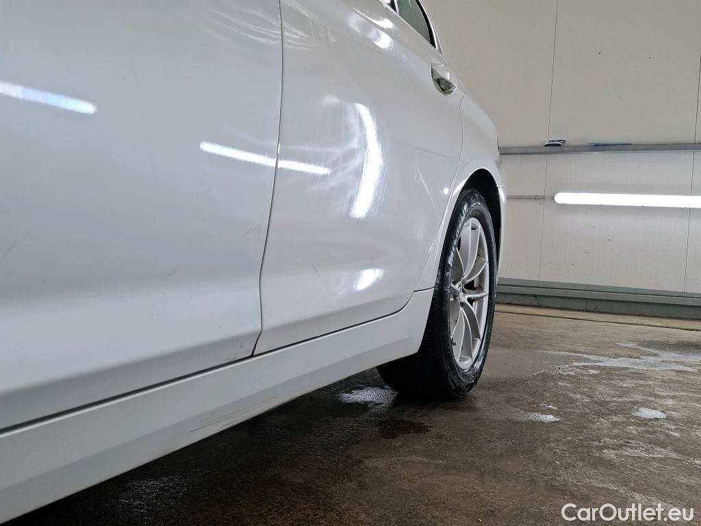  Bmw  Serie 5 Série 5 Berline 518d Lounge 2.0 150CV BVA8 E6dT #32