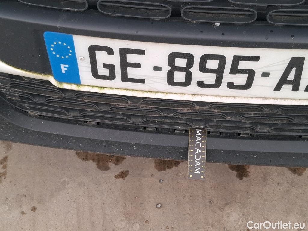  Citroen  C3  Feel Business 1.2 PureTech 80CV BVM5 E6d #43