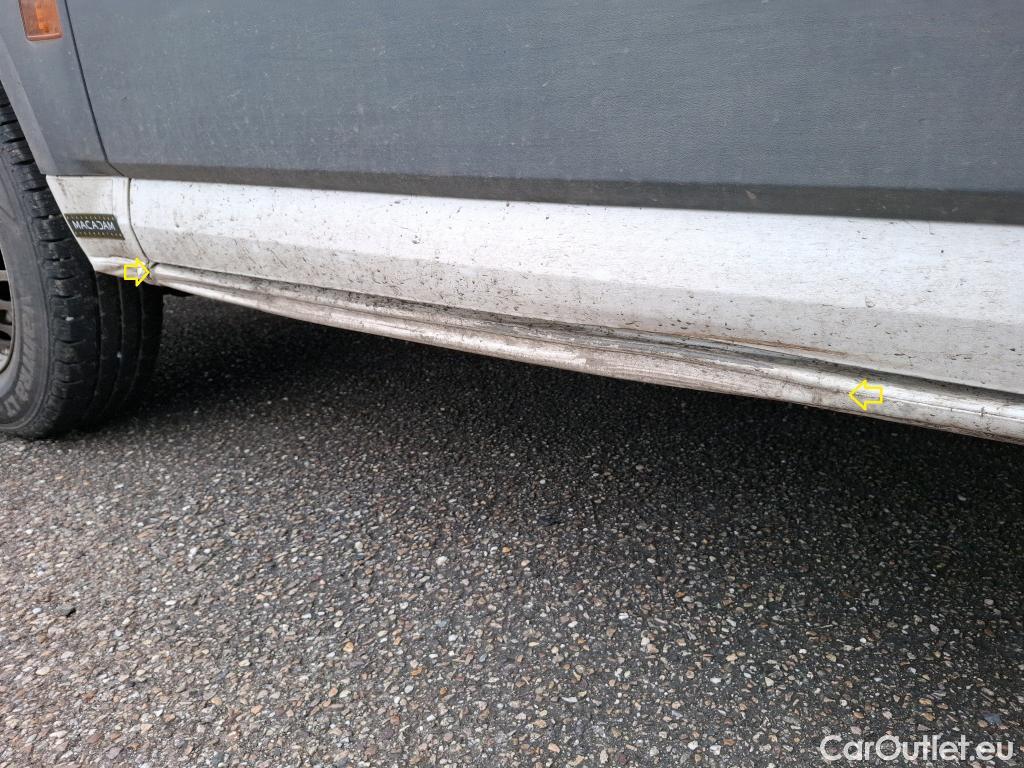  Volkswagen  Crafter  Fourgon Fourgon 35 mittlerer Radstand mit Hochdach FWD 2.0 140CV BVM6 #12