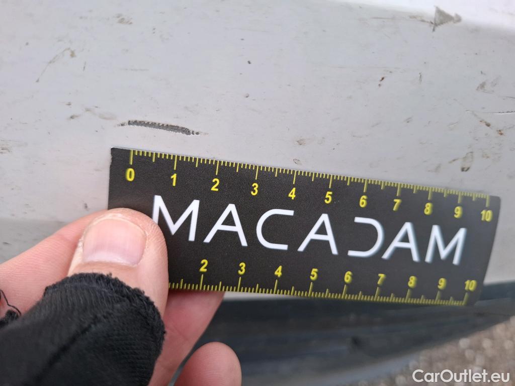  Volkswagen  Crafter  Fourgon Fourgon 35 mittlerer Radstand mit Hochdach FWD 2.0 140CV BVM6 #52