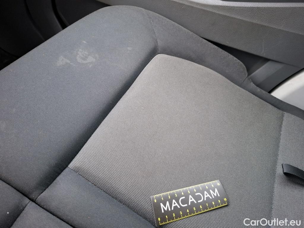  Volkswagen  Crafter  Fourgon Fourgon 35 mittlerer Radstand mit Hochdach FWD 2.0 140CV BVM6 #47