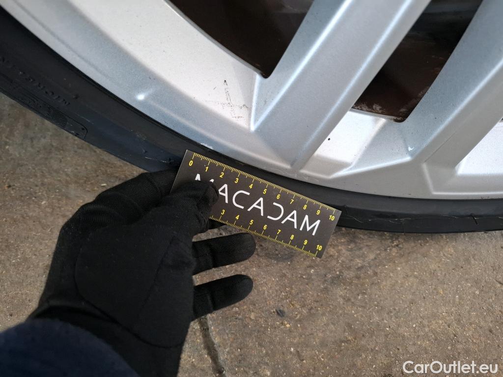  Audi  A3 AUDI  Sportback / 2020 / 5P / Berline 35 TFSI 150 MHEV S Tronic Business Line #14