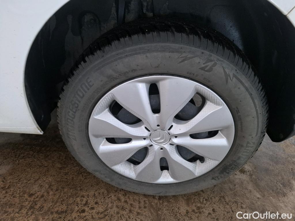  Citroen  C3  Feel Business 1.2 PureTech 80CV BVM5 E6d #13