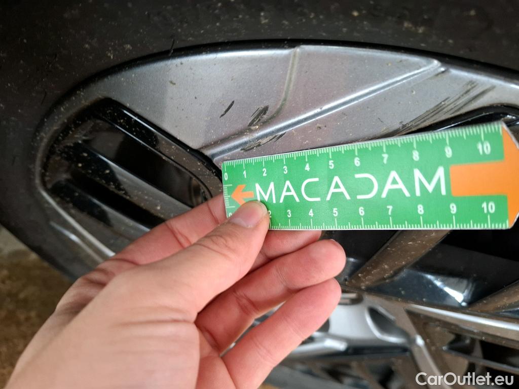  Citroen  C4  X Feel Pack 1.2 PureTech 130CV BVA8 6E #6