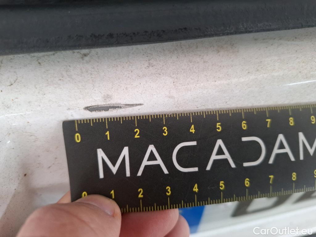  Citroen  C3  Feel Business 1.2 PureTech 80CV BVM5 E6d #4