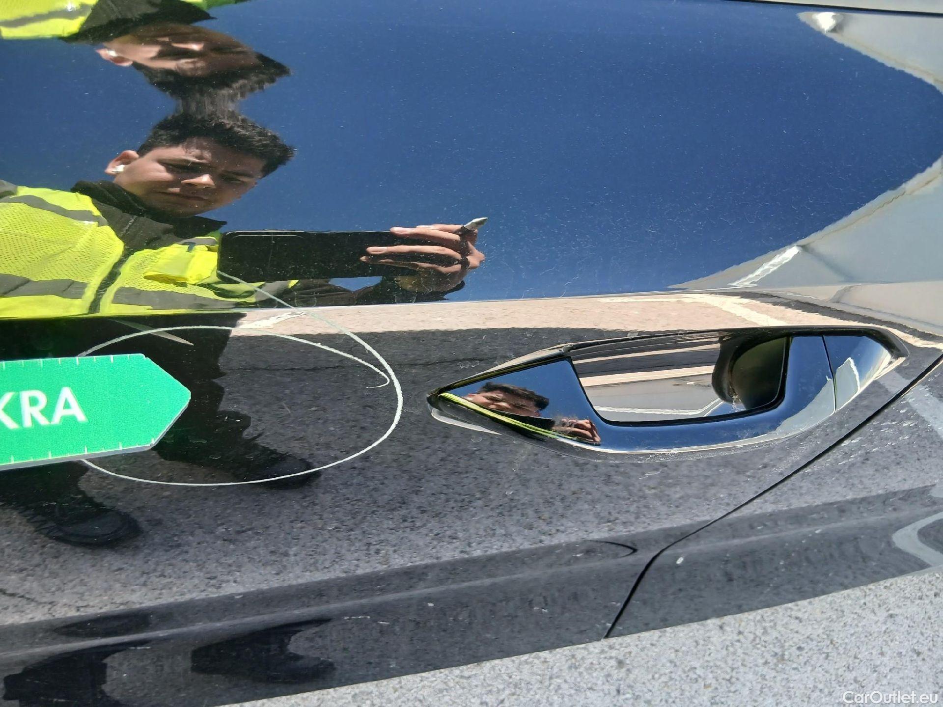  Audi  A3 AUDI  / 2020 / 5P / berlina con portón Sportback 30 TDI 85kW (116CV) #7