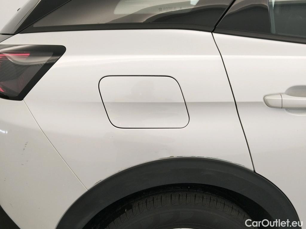  Peugeot  3008 PEUGEOT  / 2020 / 5P / todoterreno 1.5 BlueHDi 96kW (130CV) S&S Active Pack #3