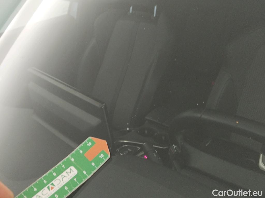  Peugeot  3008 PEUGEOT  / 2020 / 5P / todoterreno 1.5 BlueHDi 96kW S&S Allure Pack EAT8 #2