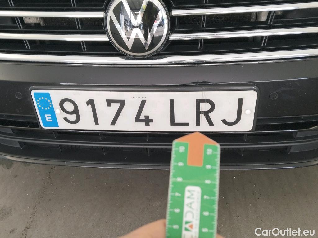  Volkswagen  Passat VOLKSWAGEN  / 2019 / 4P / sedán Business 2.0 TDI 90kW (122CV) DSG #26