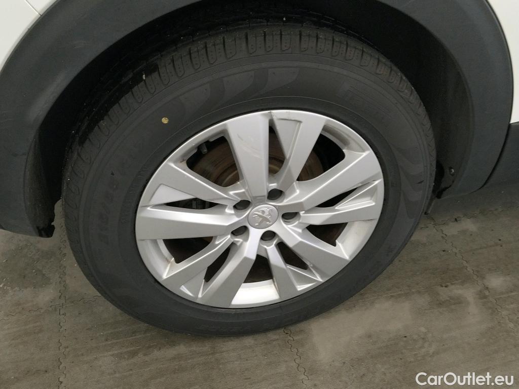  Peugeot  3008 PEUGEOT  / 2020 / 5P / todoterreno 1.5 BlueHDi 96kW (130CV) S&S Active Pack #11