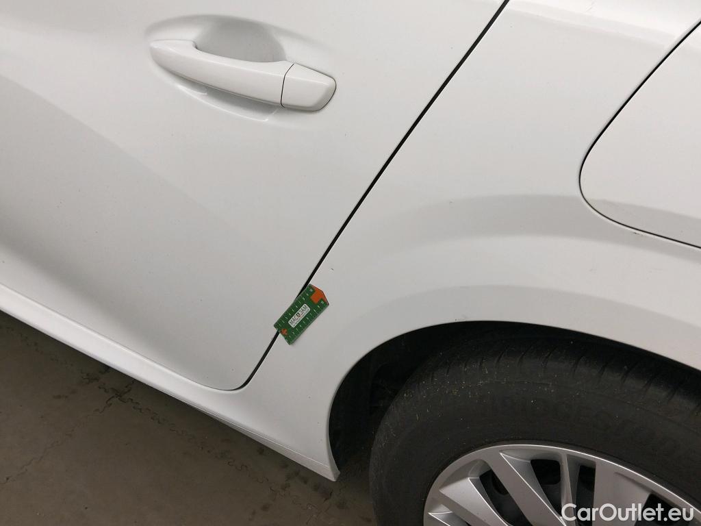  Peugeot  208 PEUGEOT  / 2019 / 5P / berlina con portón PureTech 55kW (75CV) Active #24