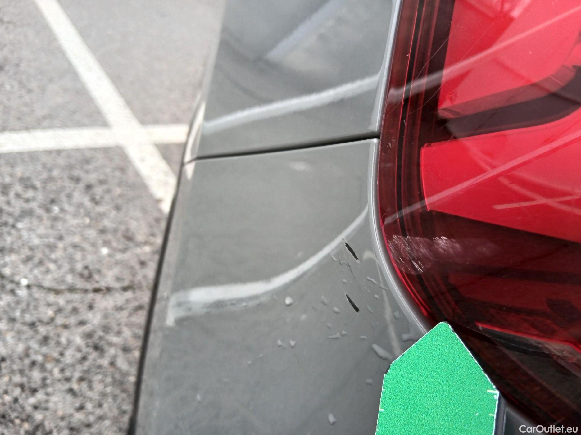  Audi  Q2 AUDI  / 2016 / 5P / todoterreno Design 30 TFSI 85kW (116CV) #35