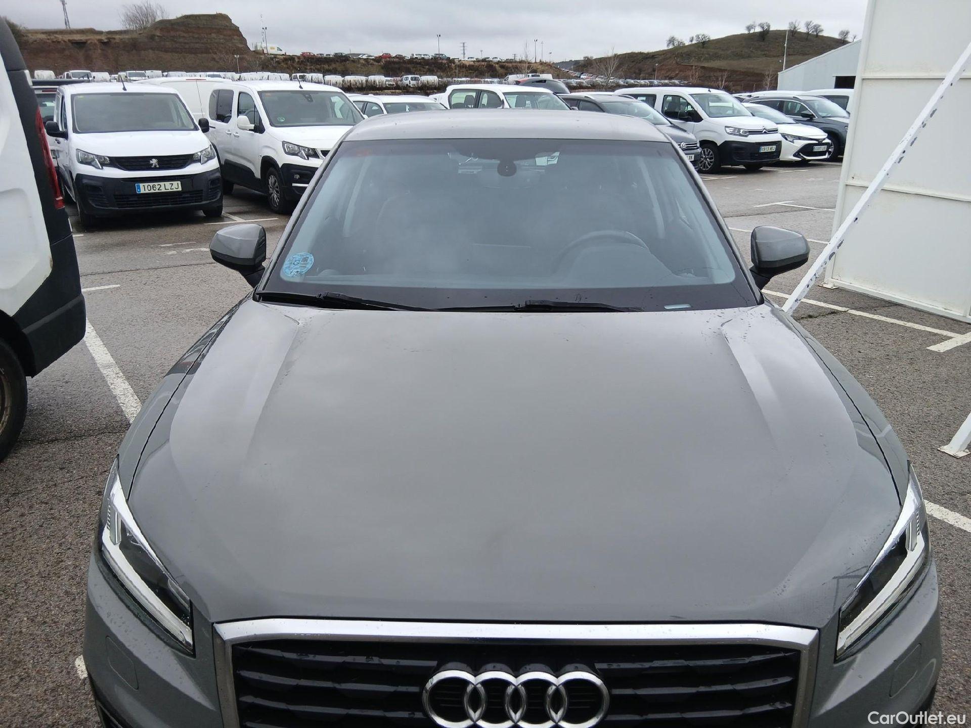  Audi  Q2 AUDI  / 2016 / 5P / todoterreno Design 30 TFSI 85kW (116CV) #2