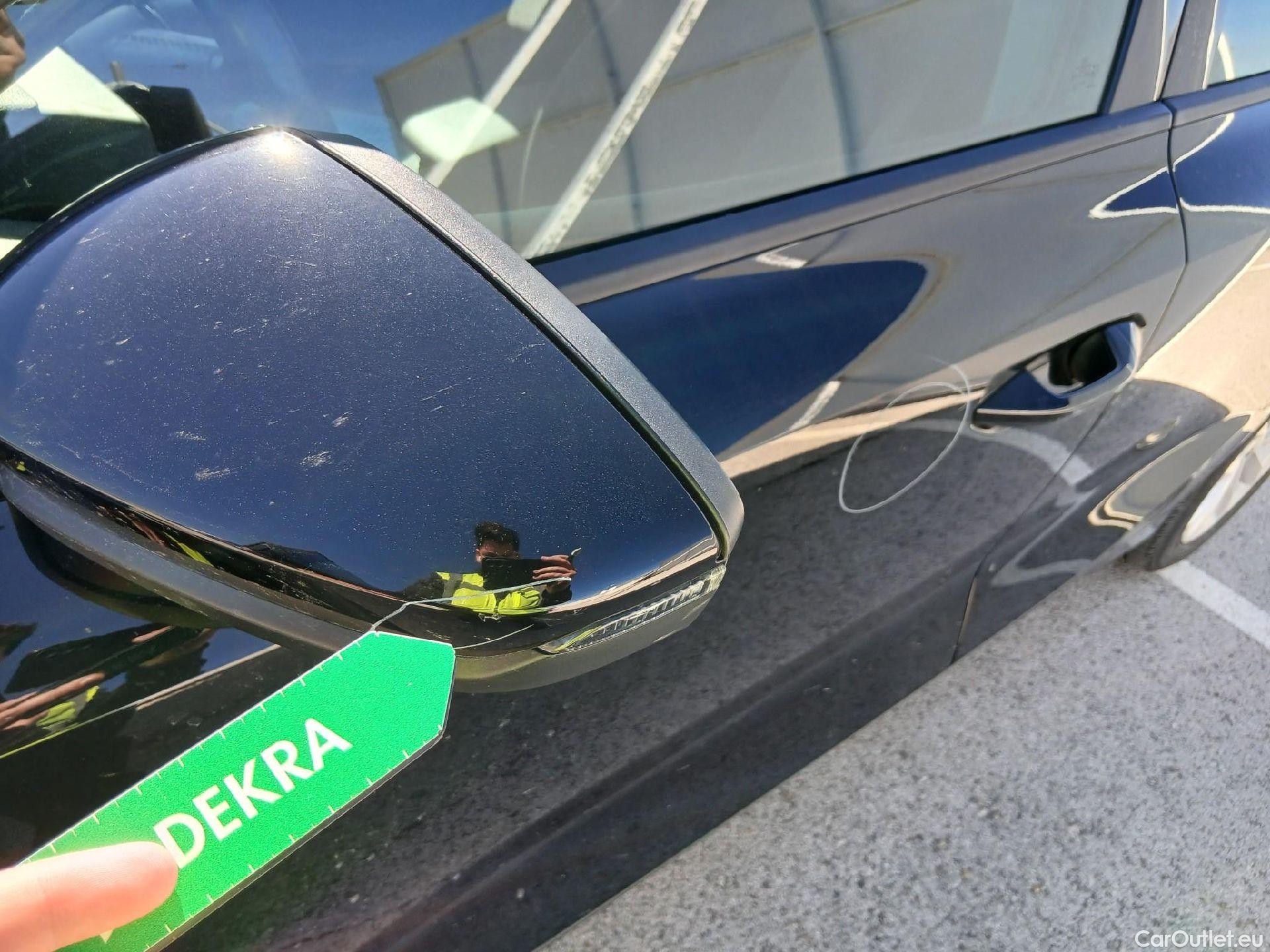  Audi  A3 AUDI  / 2020 / 5P / berlina con portón Sportback 30 TDI 85kW (116CV) #9