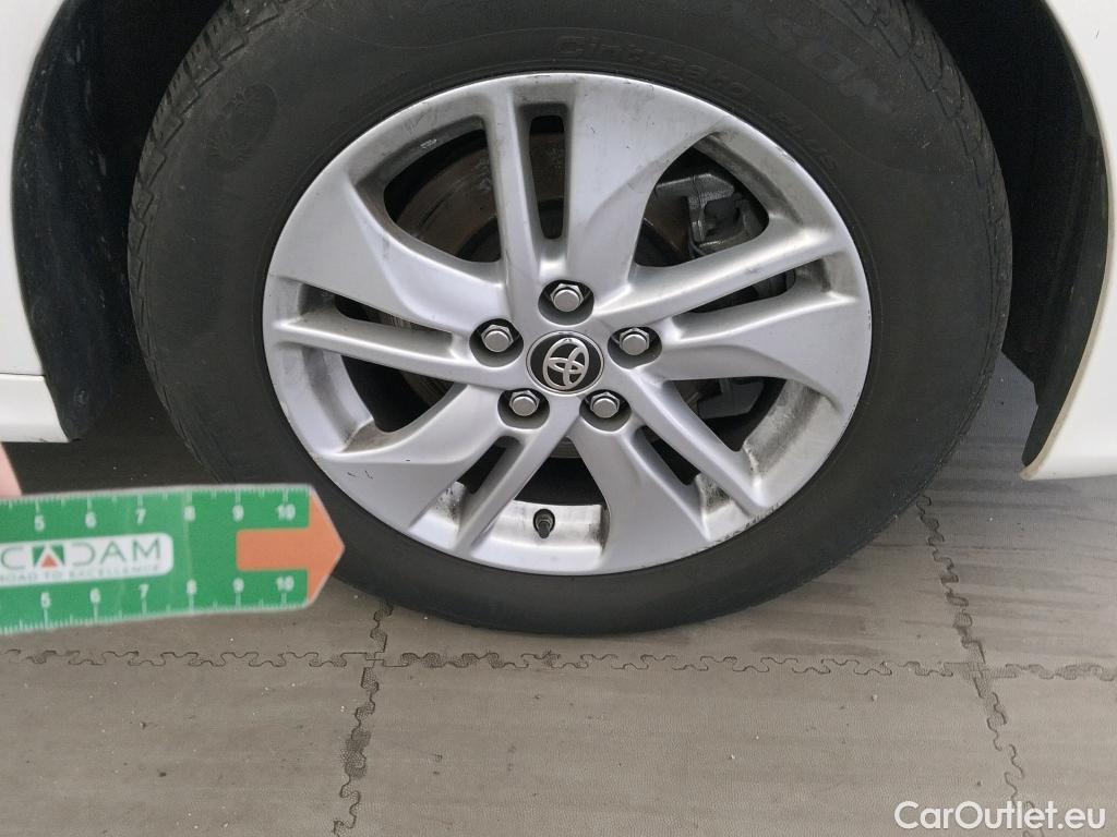  Toyota  Yaris TOYOTA  / 2020 / 5P / berlina con portón 1.5 120H Business Plus #6