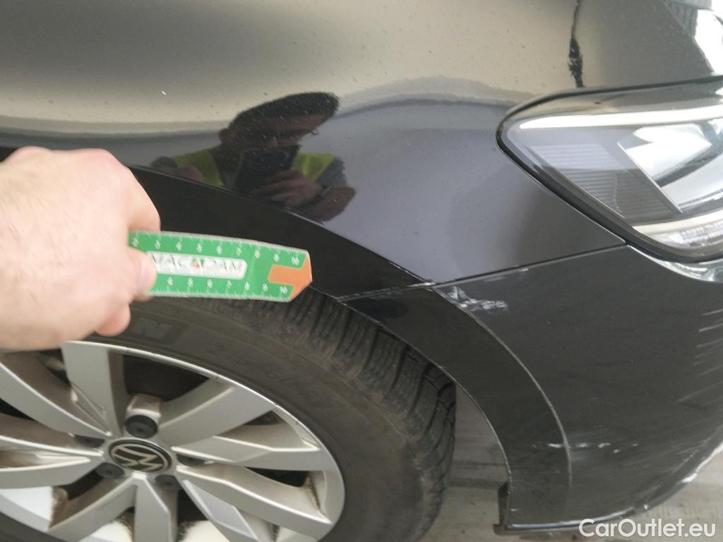  Volkswagen  Passat VOLKSWAGEN  / 2019 / 4P / sedán Business 2.0 TDI 90kW (122CV) DSG #16