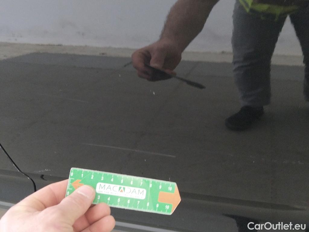  Volkswagen  Passat VOLKSWAGEN  / 2019 / 4P / sedán Business 2.0 TDI 90kW (122CV) DSG #12