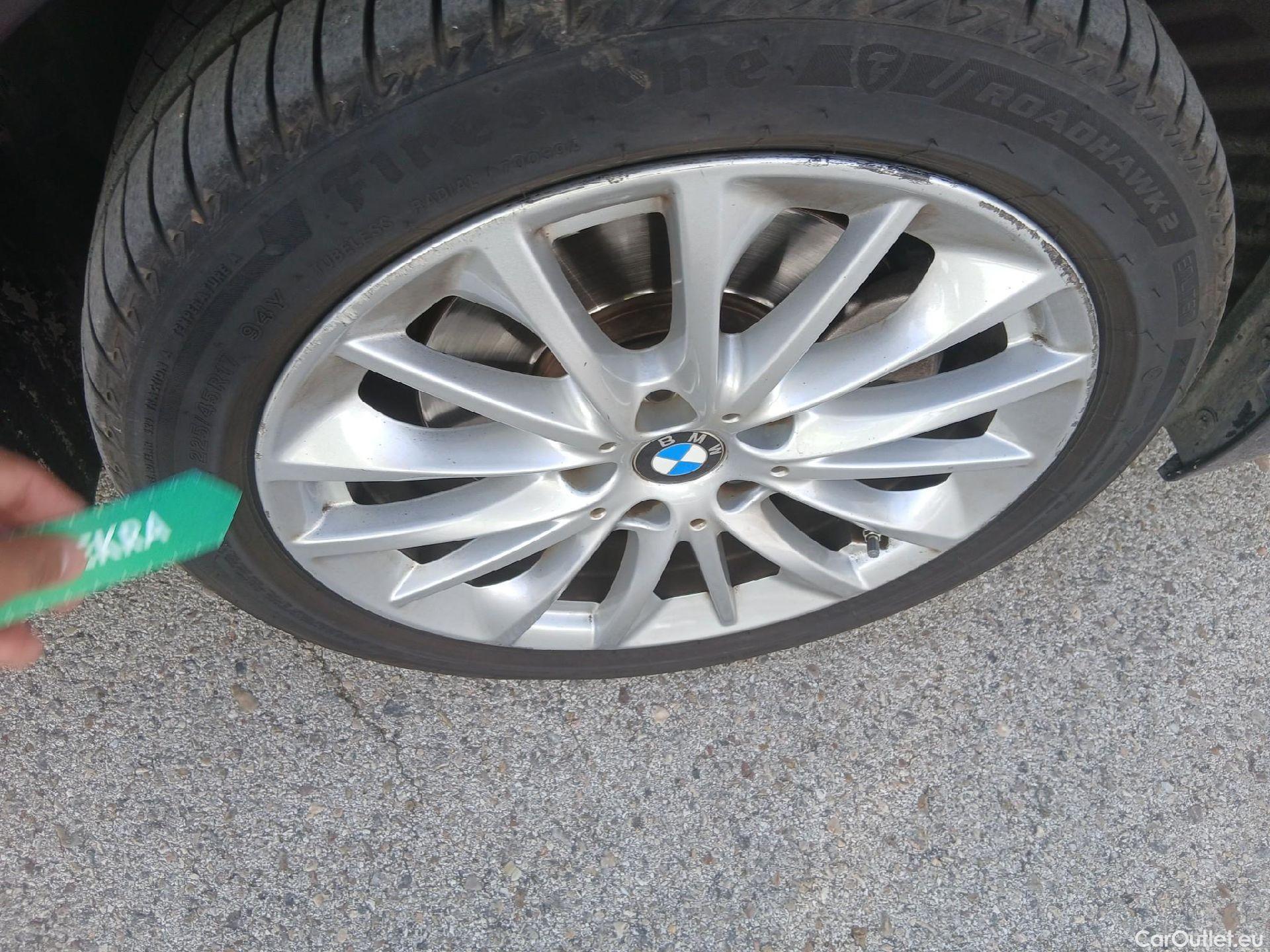  Bmw  Serie 1 BMW  / 2019 / 5P / berlina con portón 118i #30