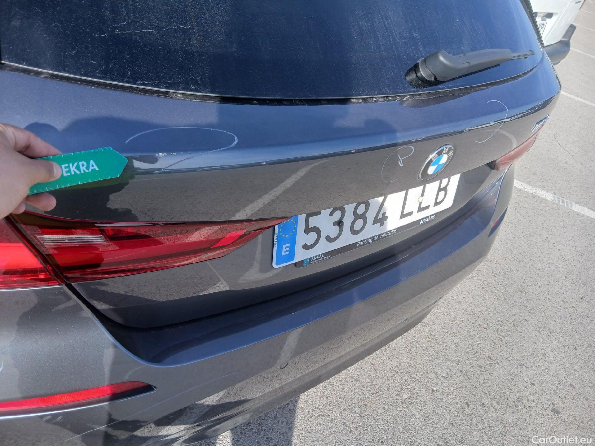  Bmw  Serie 1 BMW  / 2019 / 5P / berlina con portón 118i #21