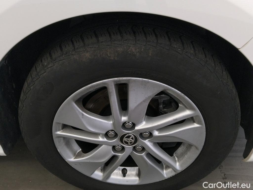  Toyota  Yaris TOYOTA  / 2020 / 5P / berlina con portón 1.5 120H Business Plus #11