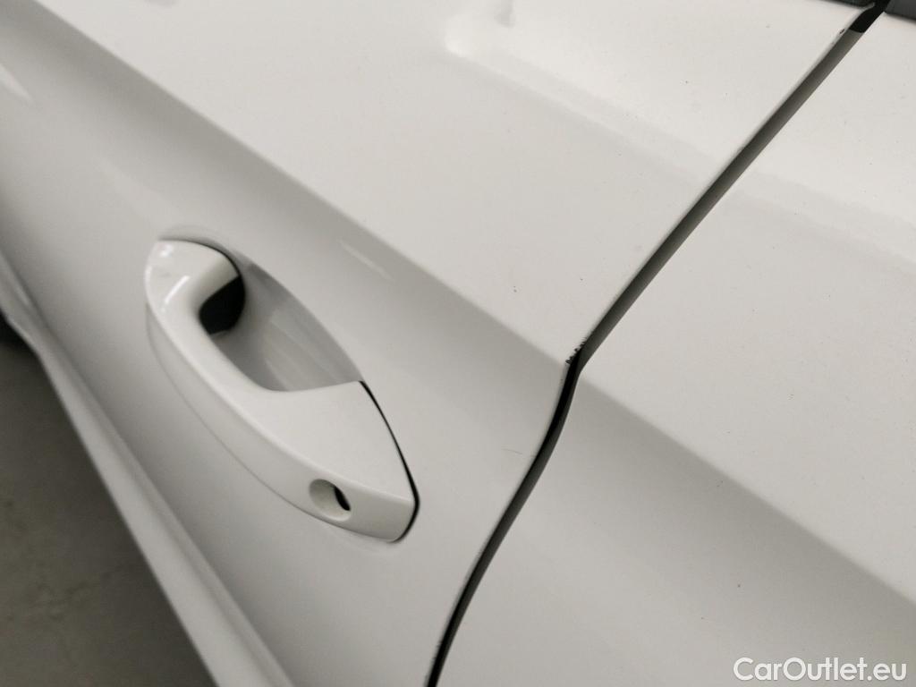  Land Rover  Discovery SEAT Nuevo León / 2020 / 5P / berlina con portón 2.0 TDI 85kW S&S Style Go (AC3) #9