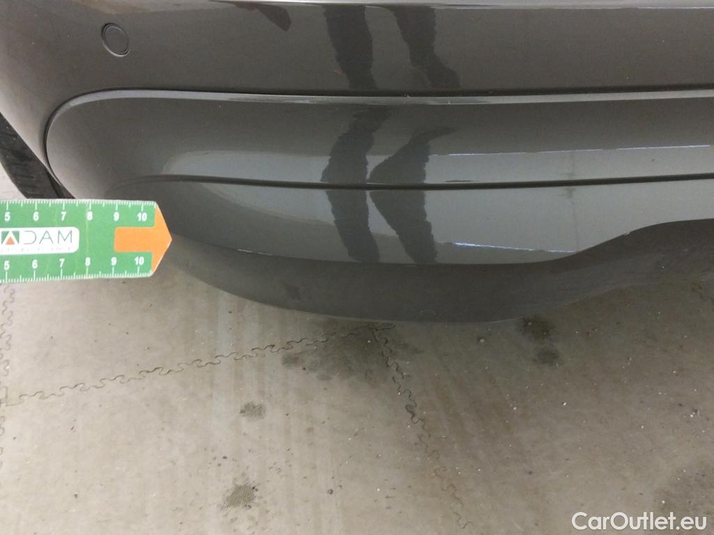  Volvo  XC60 VOLVO  / 2017 / 5P / todoterreno 2.0 B4 D Momentum Pro Auto #4