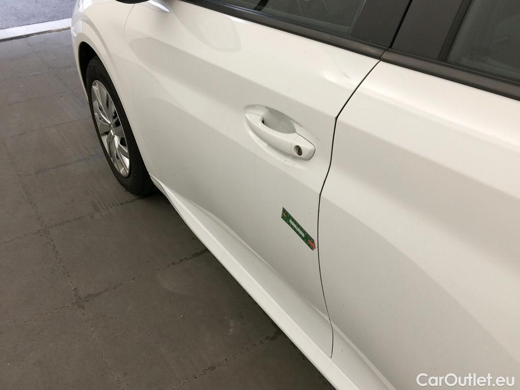  Peugeot  208 PEUGEOT  / 2019 / 5P / berlina con portón PureTech 55kW (75CV) Active #26
