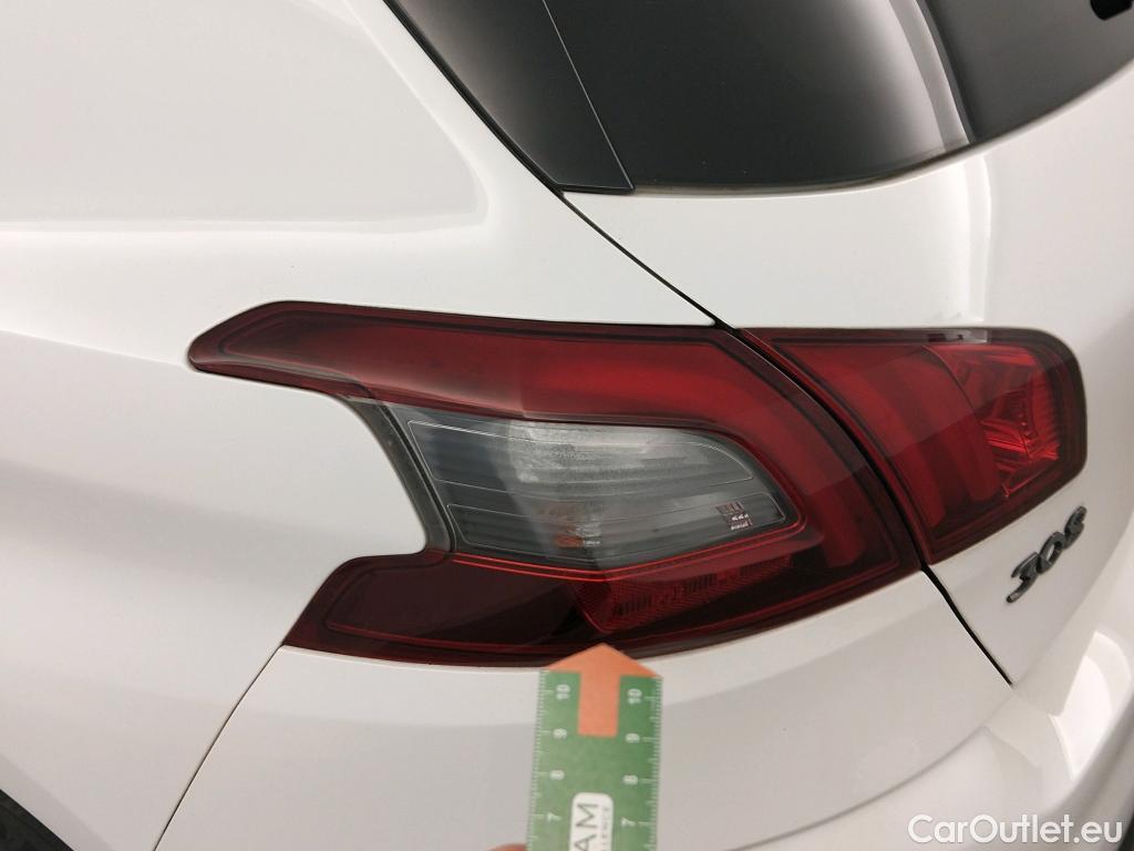  Peugeot  308 PEUGEOT  / 2017 / 5P / berlina con portón 5P Style BlueHDi 100 S&S 6 Vel. MAN #6