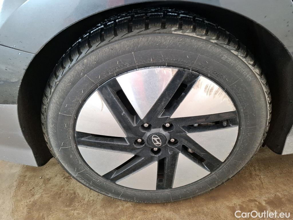  Hyundai   Ioniq Ioniq 6 Creative Electrique 77kWh BVA #19