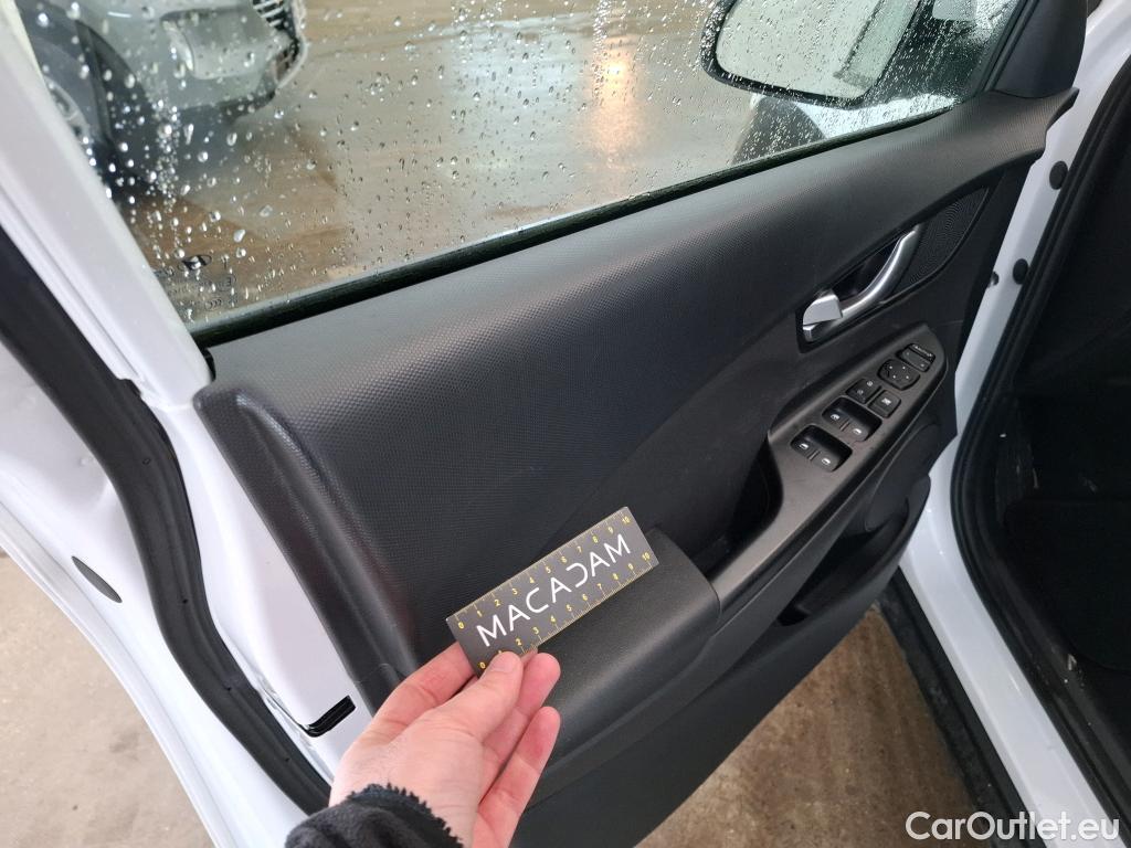  Hyundai  Konna Kona Business Hybrid 2WD 1.6 GDI 140CV BVA6 E6d #12