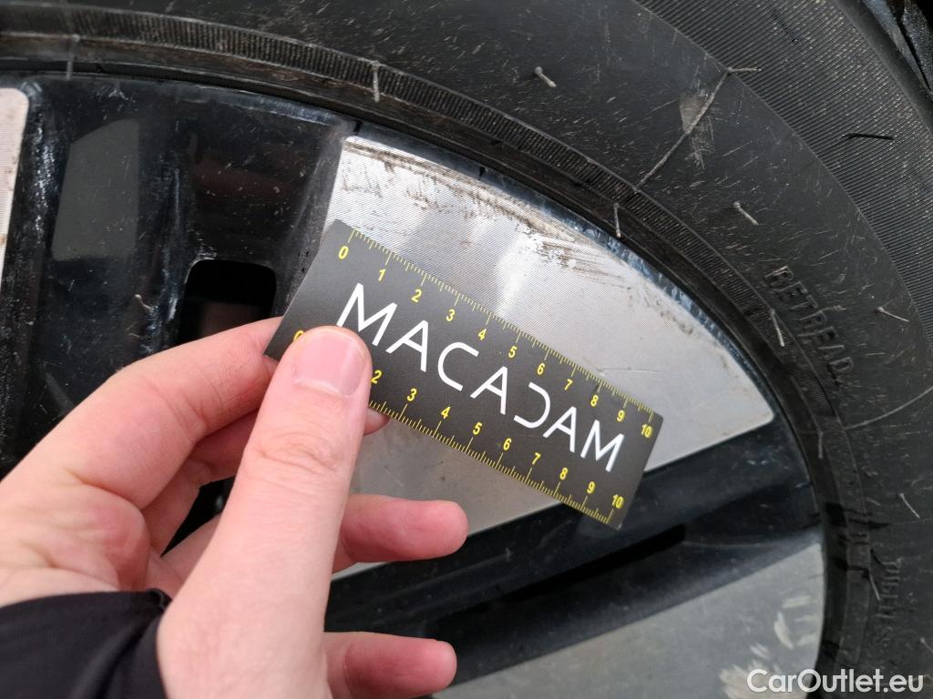  Hyundai   Ioniq Ioniq 6 Creative Electrique 77kWh BVA #17