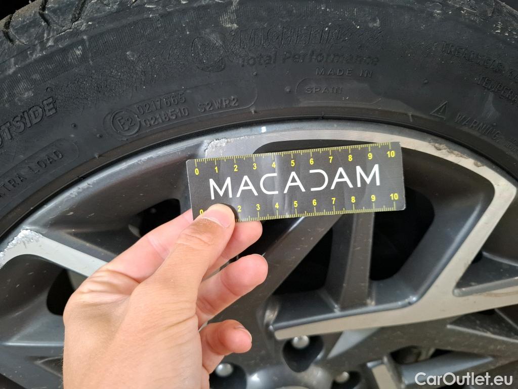  Hyundai  Konna Kona Creative Hybrid 2WD 1.6 GDI 140CV BVA6 E6d #24